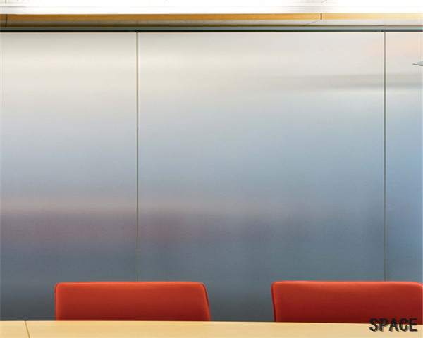 三水挂板隔断墙，金属挂板隔断